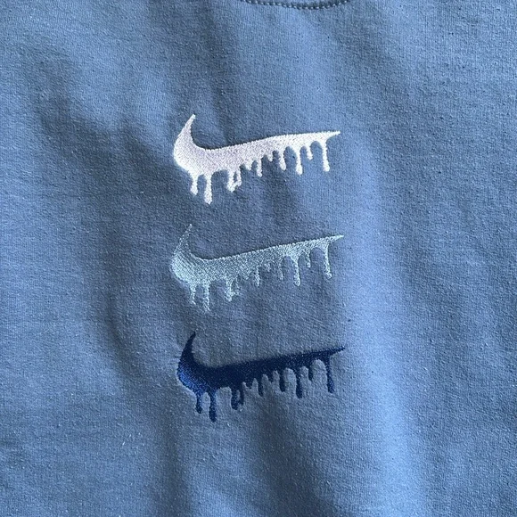 Drippy Nike Logo Sweatshirt - Picture 4 of 5